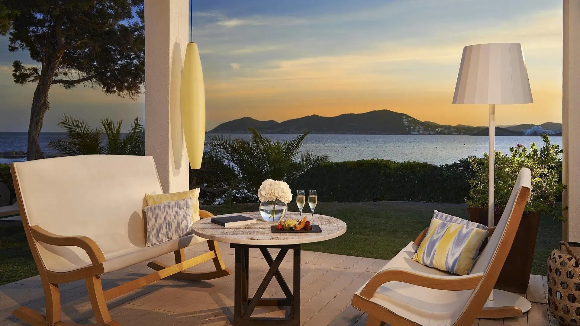 Cabau S Argamassa Villas سانتا أيُلاريا ذيس ريو 0*,